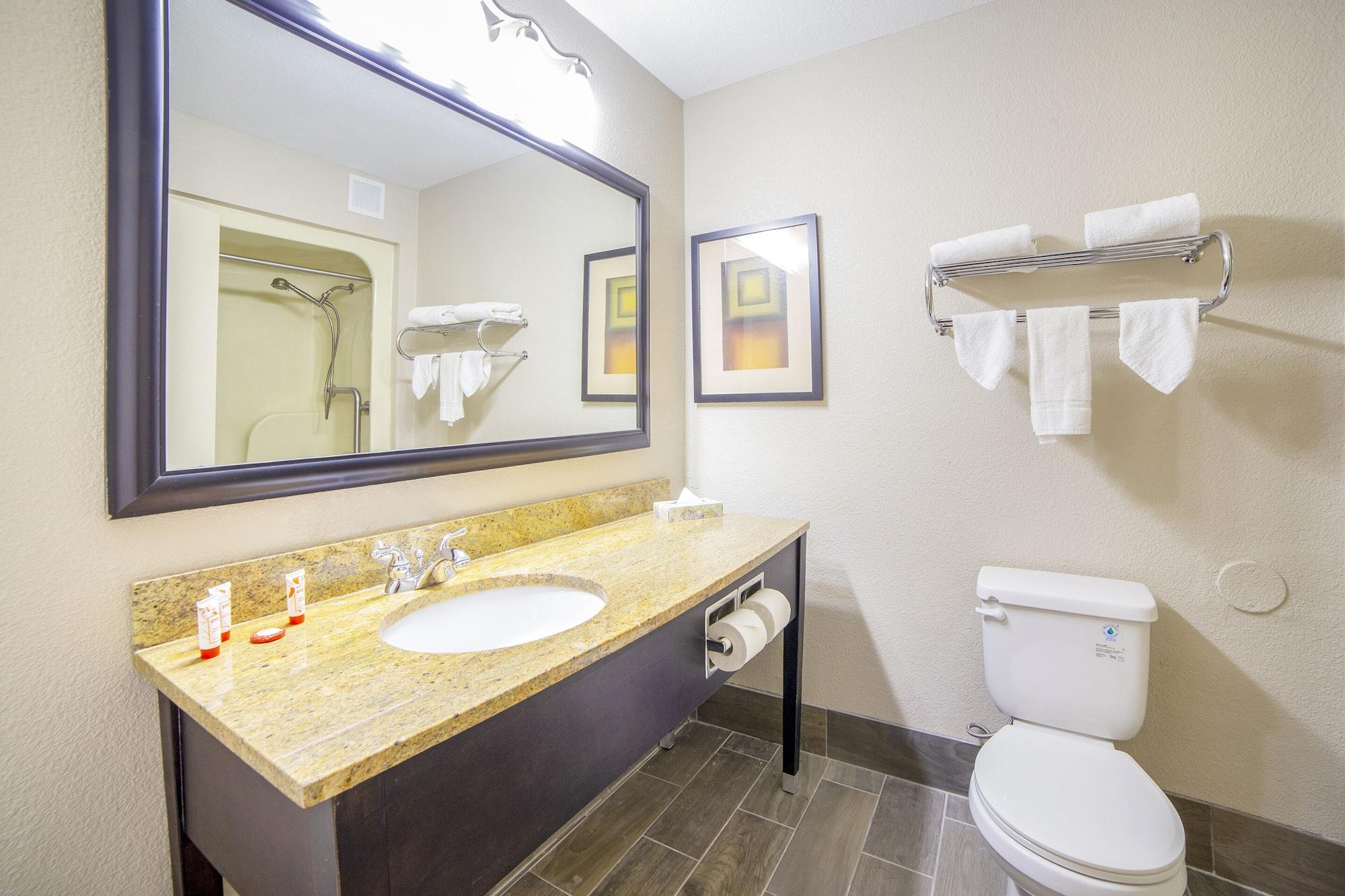 Econo Lodge Inn And Suites Dentsville Экстерьер фото
