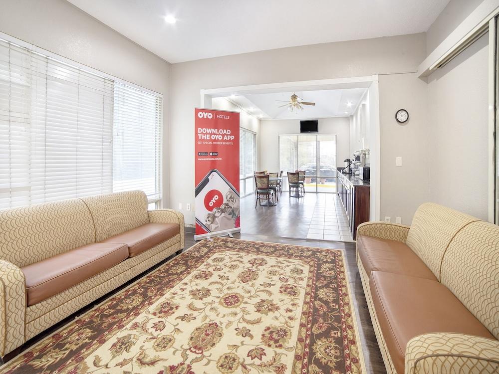 Econo Lodge Inn And Suites Dentsville Экстерьер фото